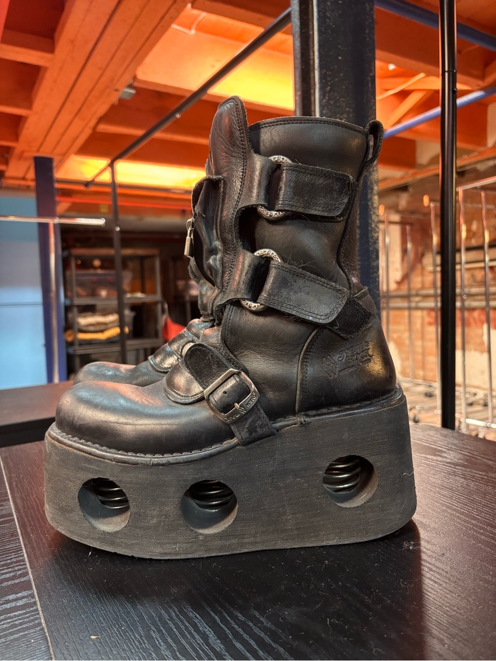 90’s New Rock Neptune Boots w/ Lock details - Size 8.5